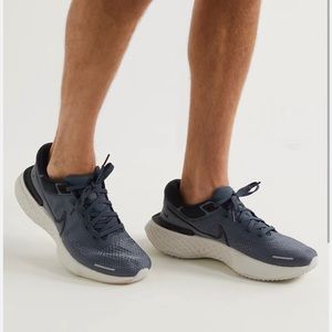 NIKE Zoomx Invincible Run Flyknit navy size 9 men